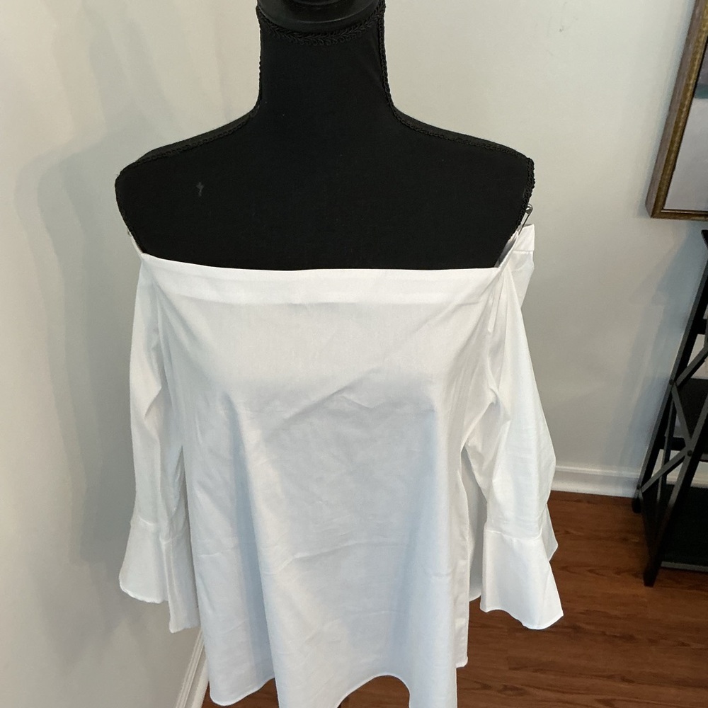 White Off-Shoulder Blouse - Picture 8 of 10